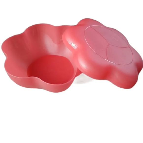 Tupperware Flower Bowl and Veggies  Tray - Picture 1 of 7
